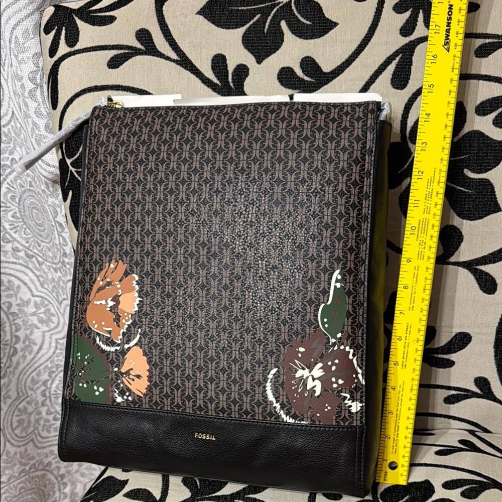 Fossil Men's Brown and Black Bag